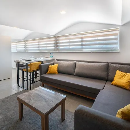 Midpoint Apartamento