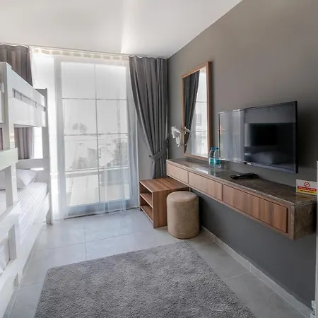Midpoint Apartamento *